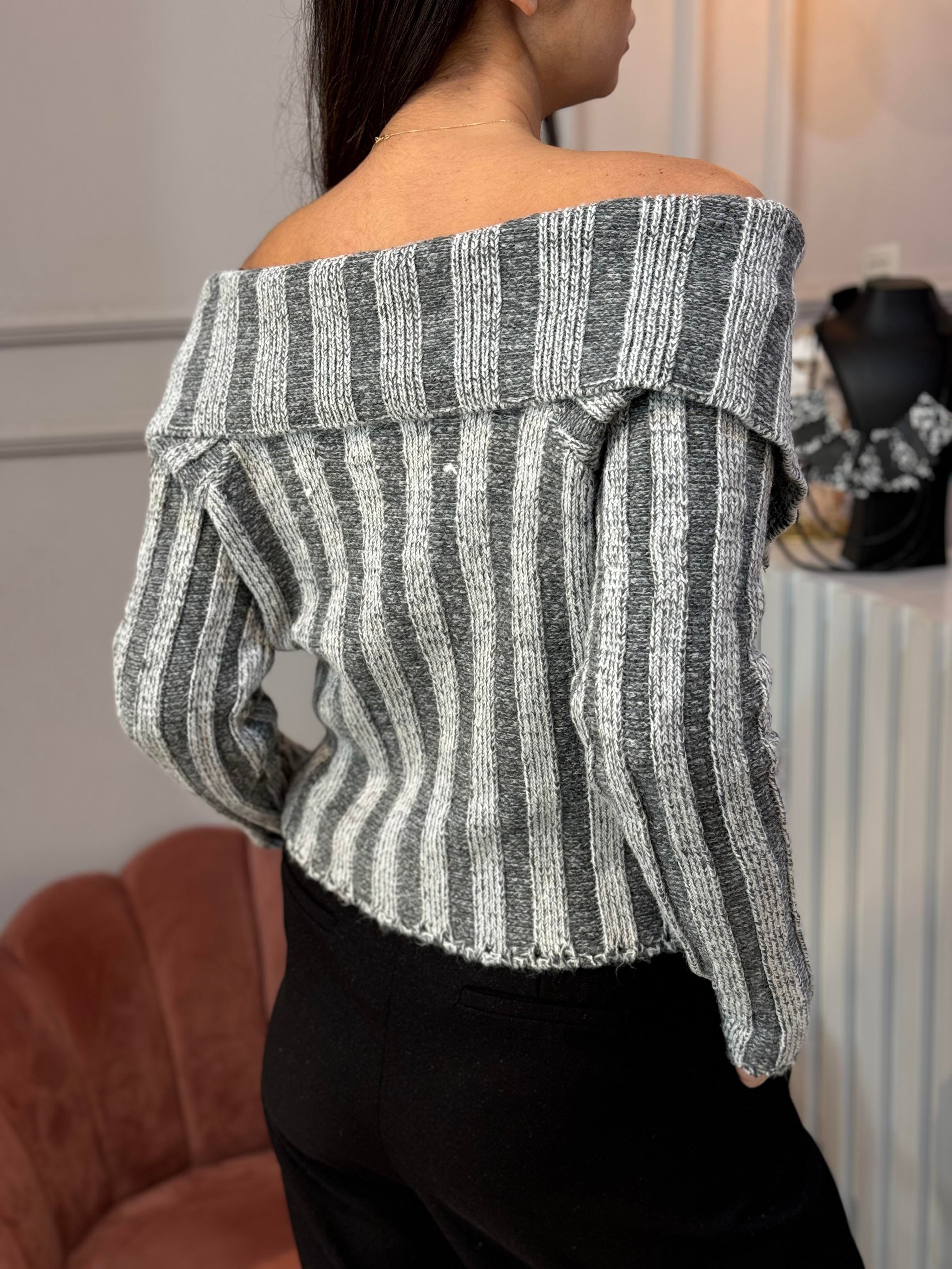 PİSTA GRİ OMUZ DETAYLI KAZAK