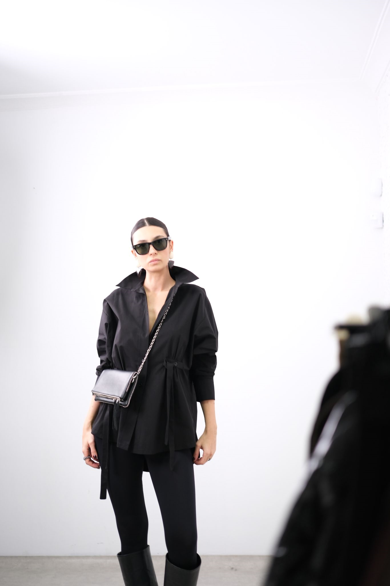 POMMY SİYAH TASARIM GÖMLEK