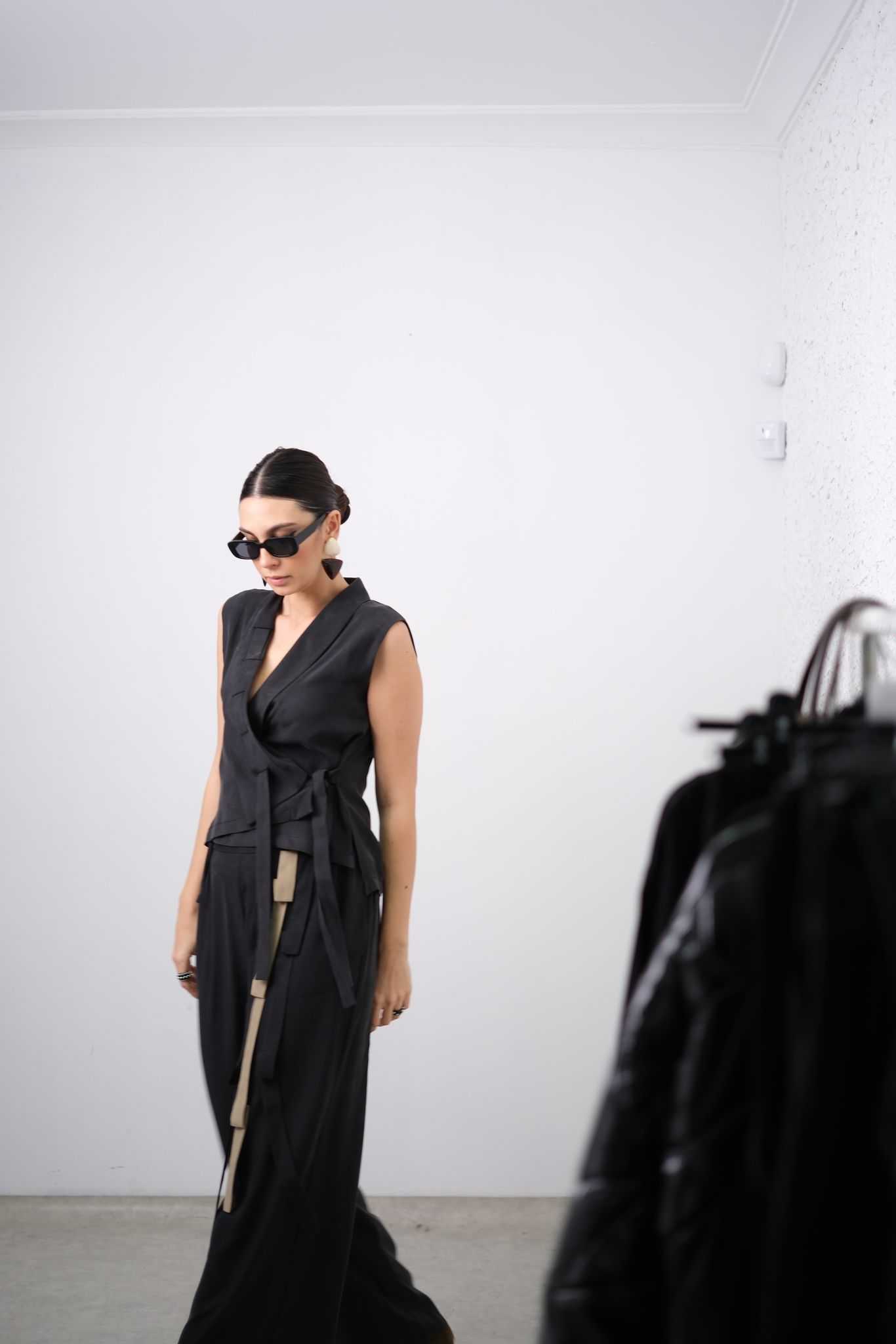 PRİME STYLE ŞERİT DETAYLI SİYAH PANTOLON