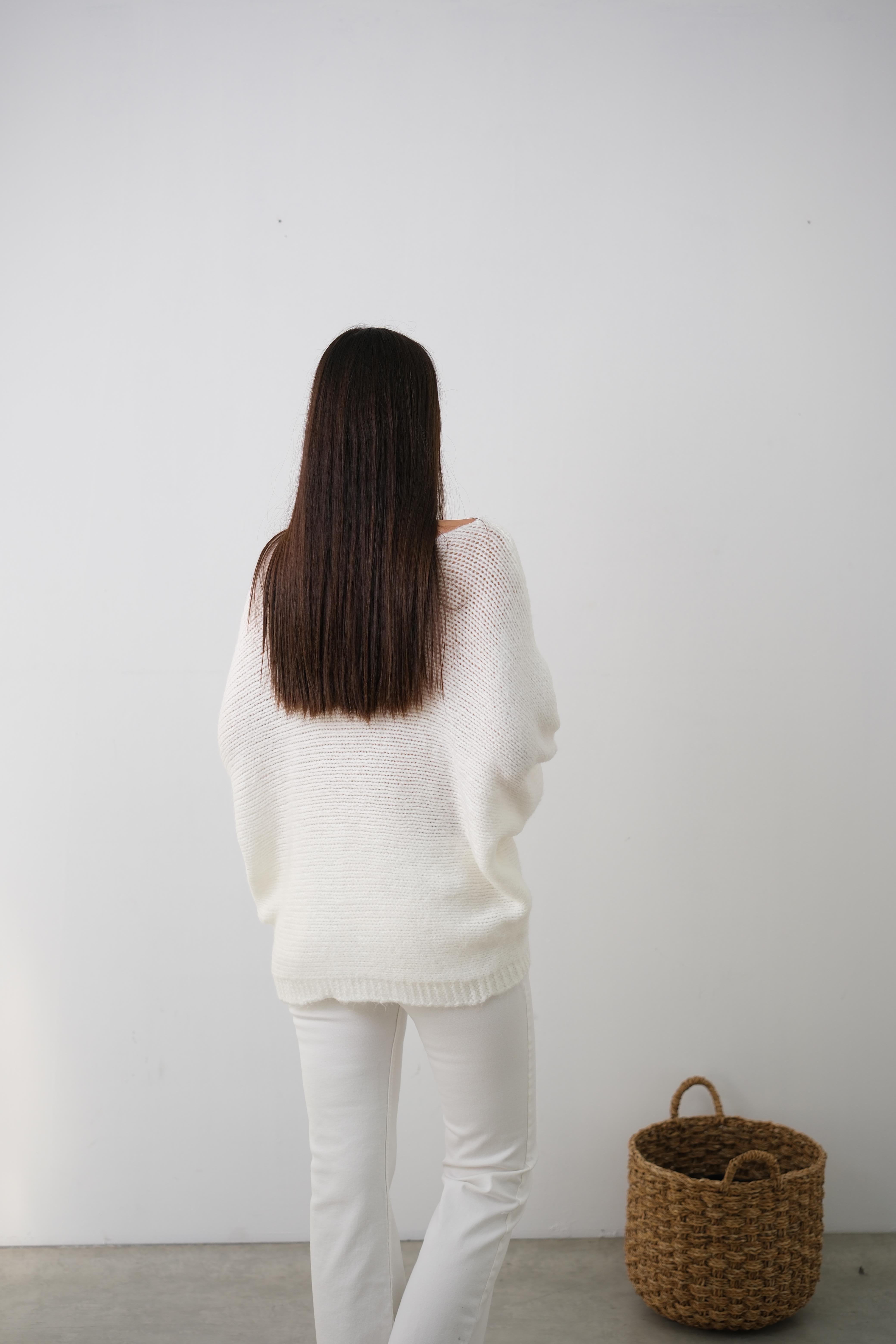 PUFFY V YAKA BEYAZ KAZAK