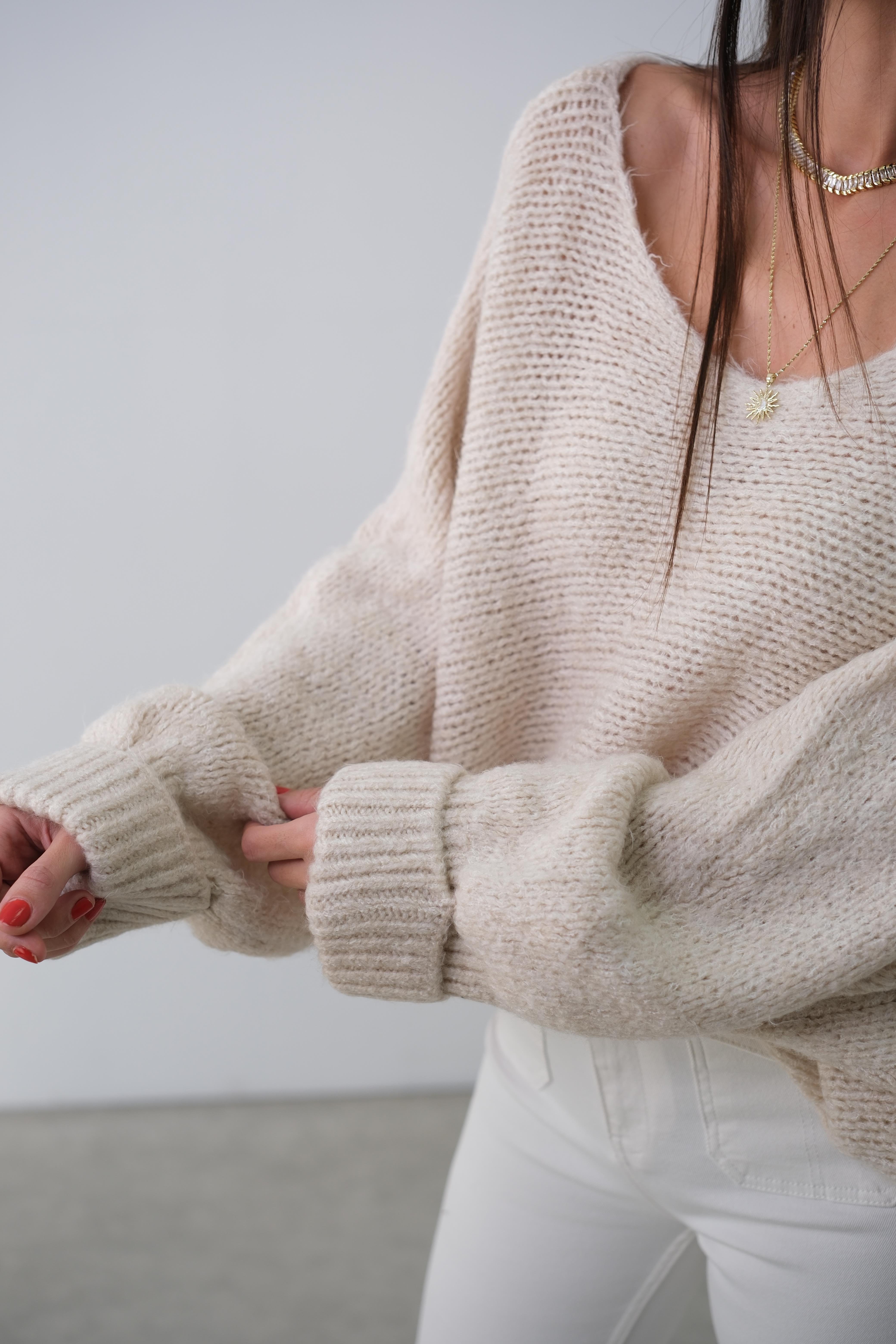 PUFFY V YAKA TAŞ KAZAK