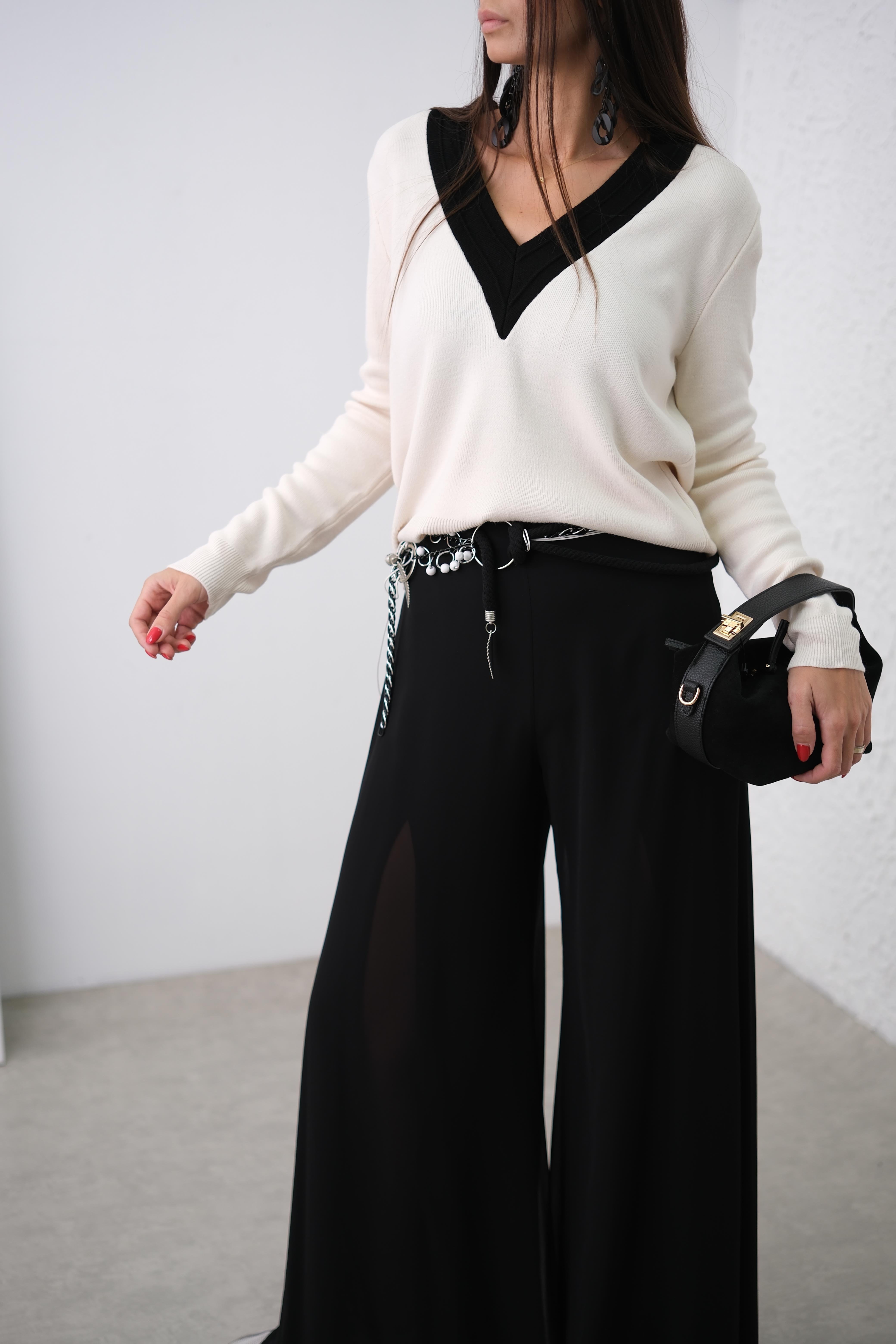 PULA V YAKA KREM TRİKO