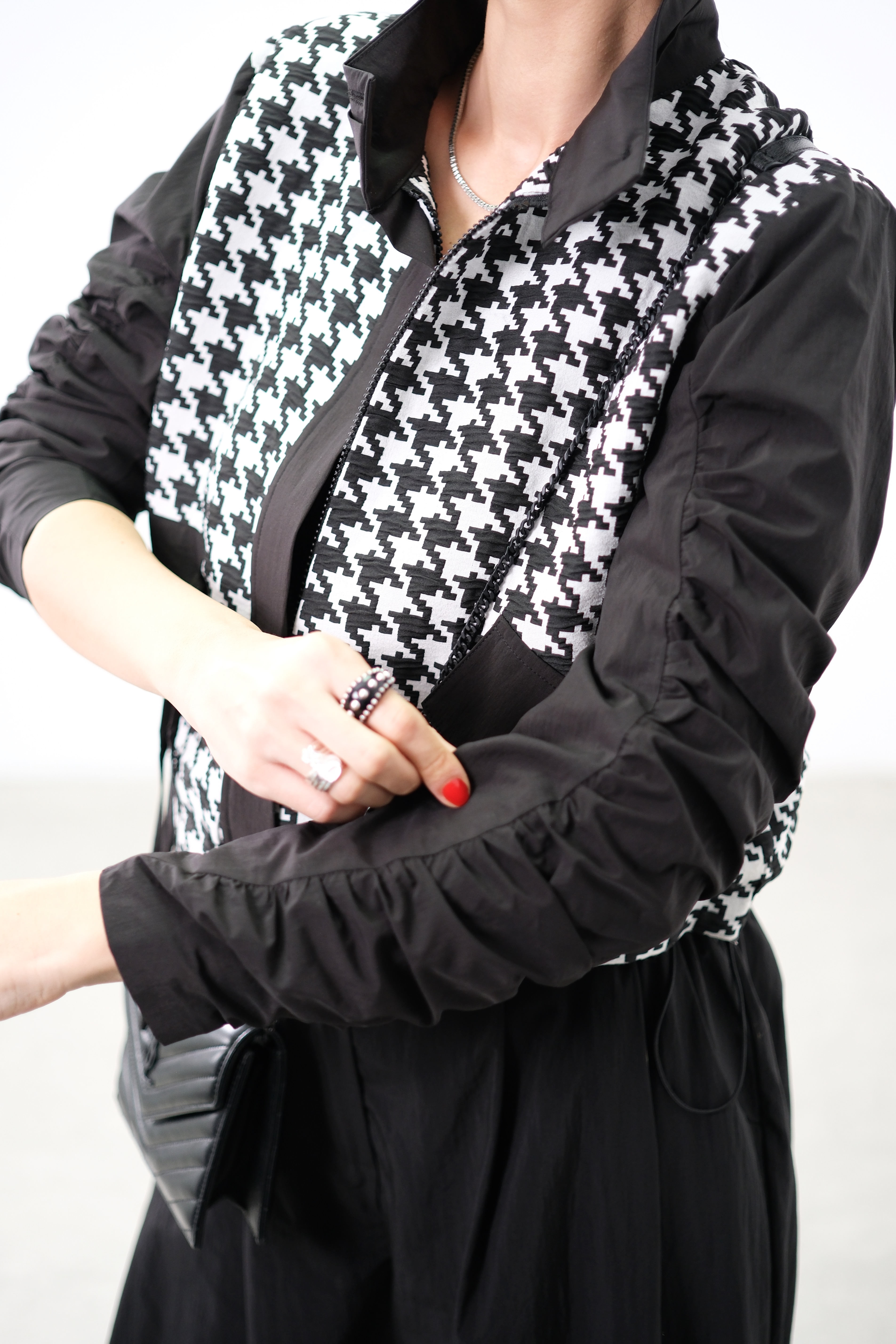 TİME KAZAYAĞI DESENLİ SİYAH CEKET