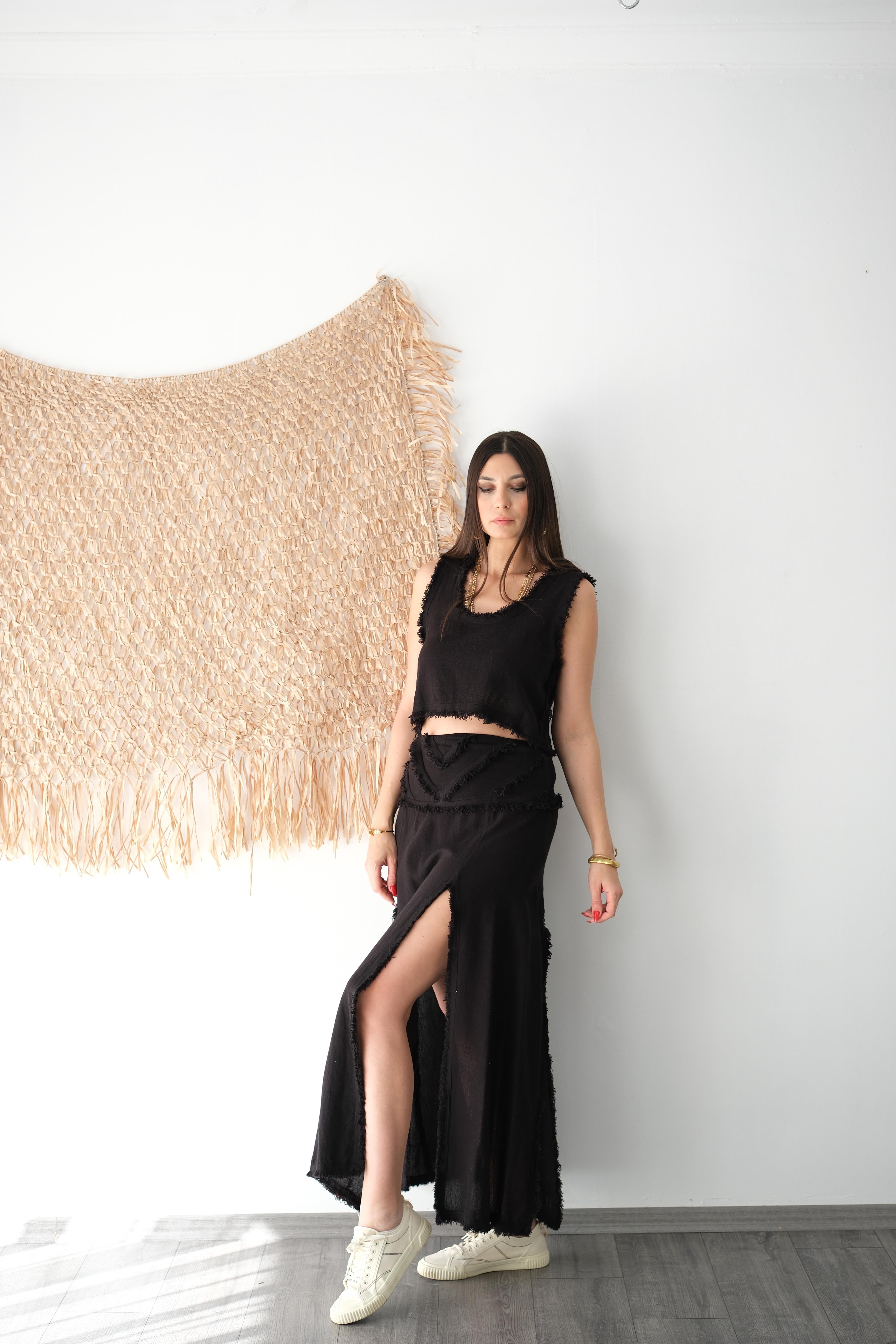 TİNOS YIRTMAÇLI PÜSKÜL SİYAH ETEK