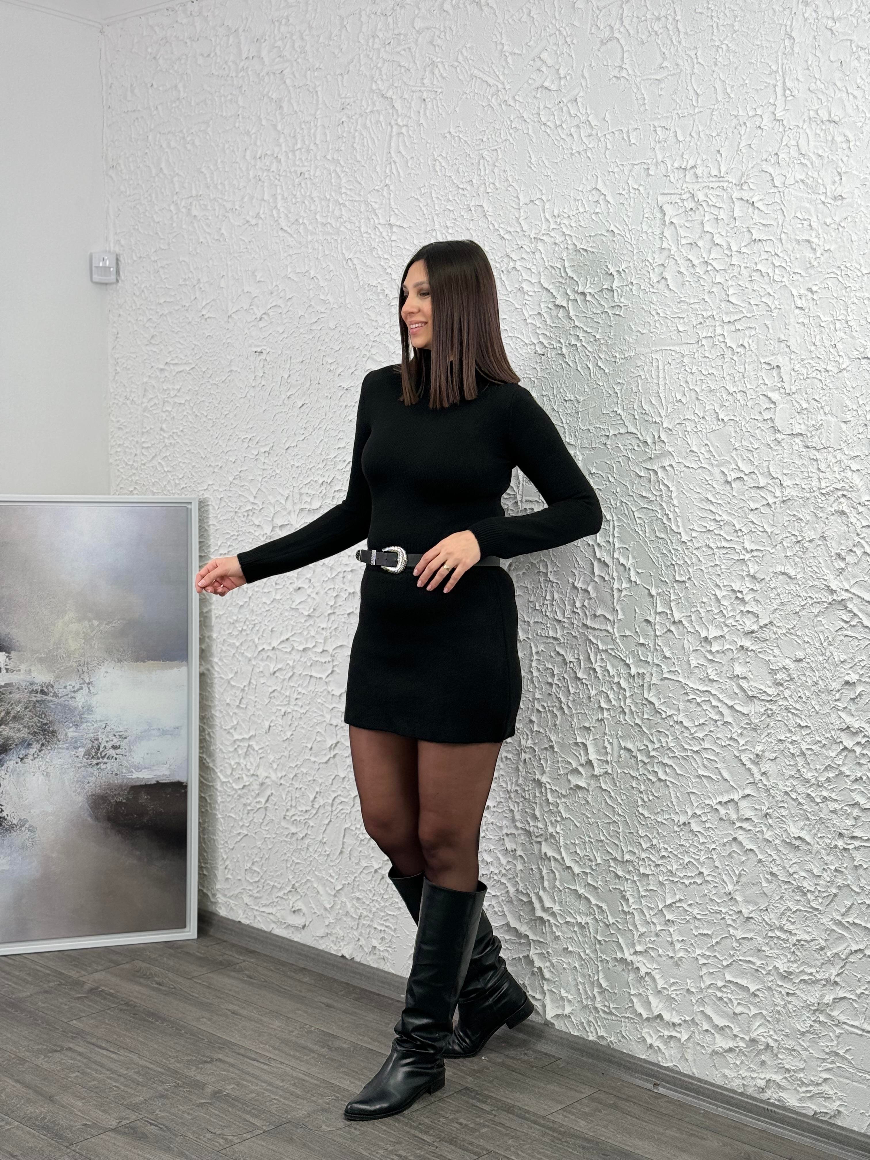 TİSA SİYAH ETEKLİ KAZAK TAKIM