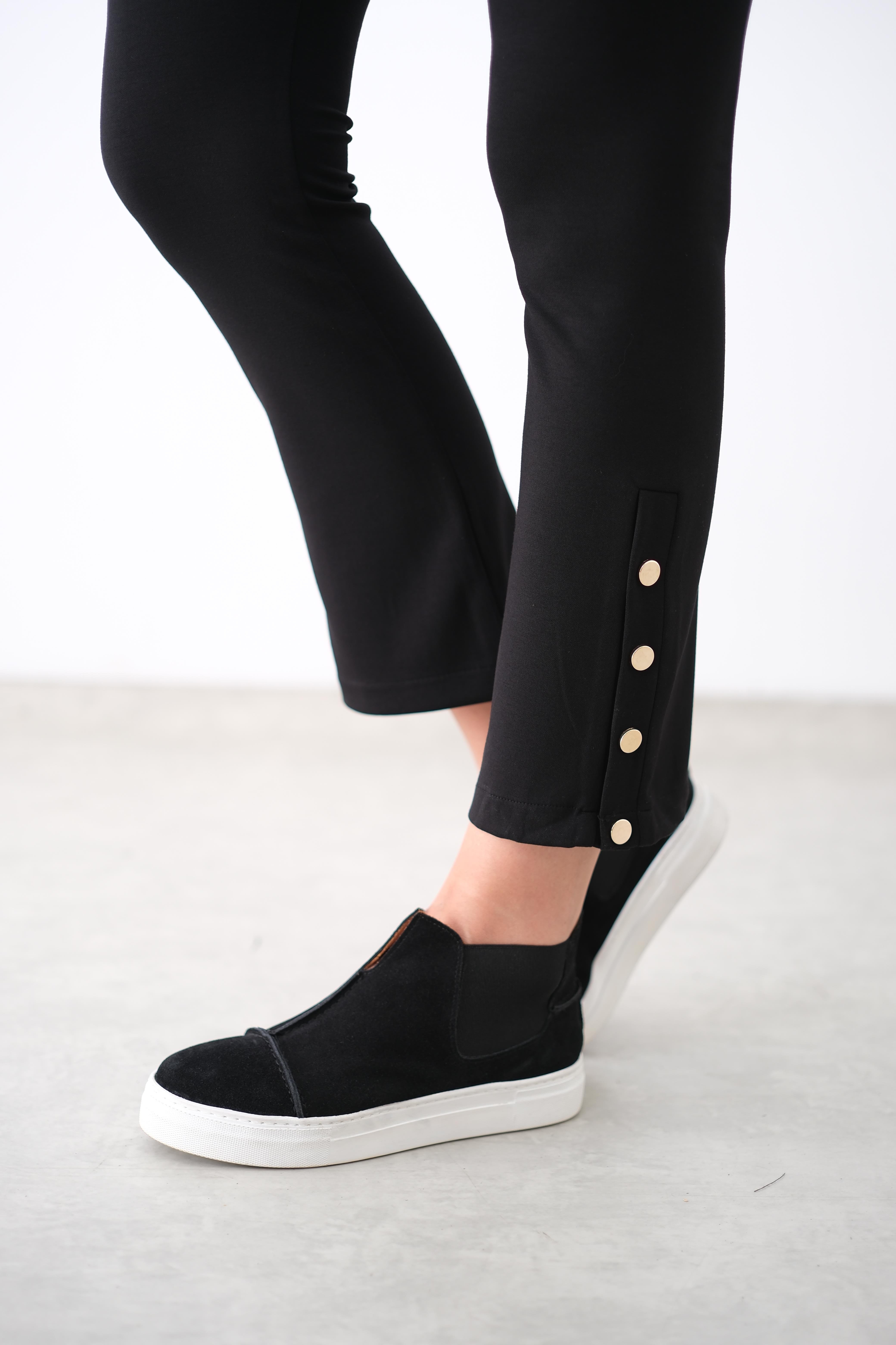 TRİLY SİYAH PAÇA ÇITÇITLI TAYT