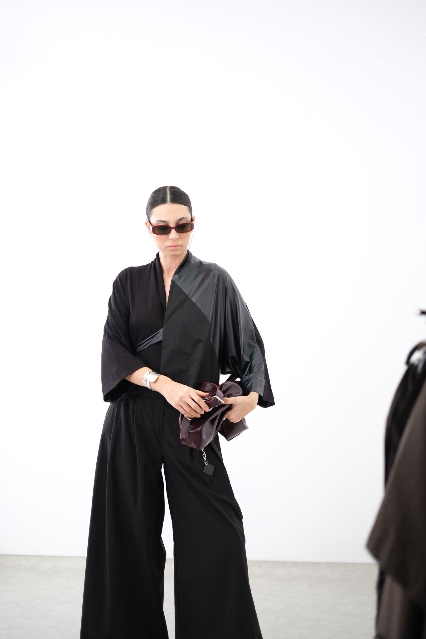 VALENTİ DERİ DETAYLI SİYAH CEKET