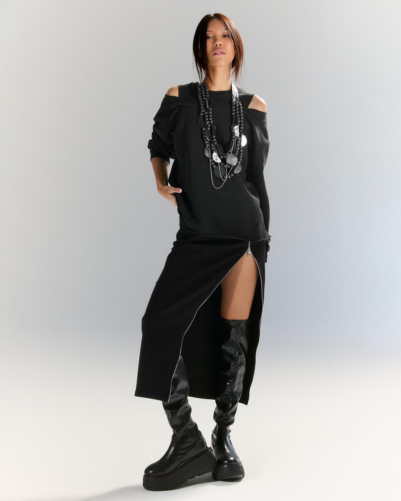 VİSTA SİYAH OMUZ DETAYLI SWEAT