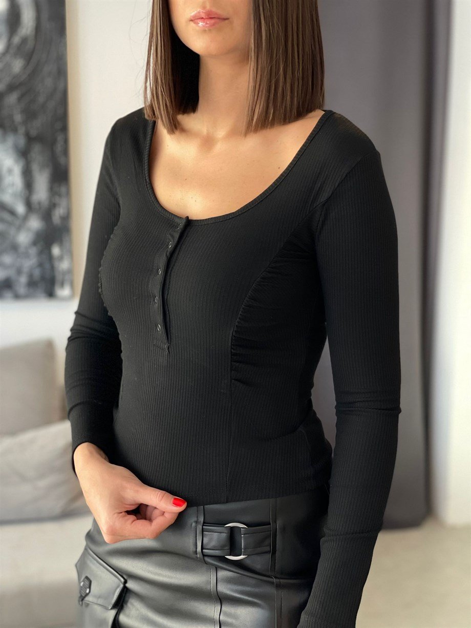 WEAR ÇITÇITLI SİYAH BLUZ