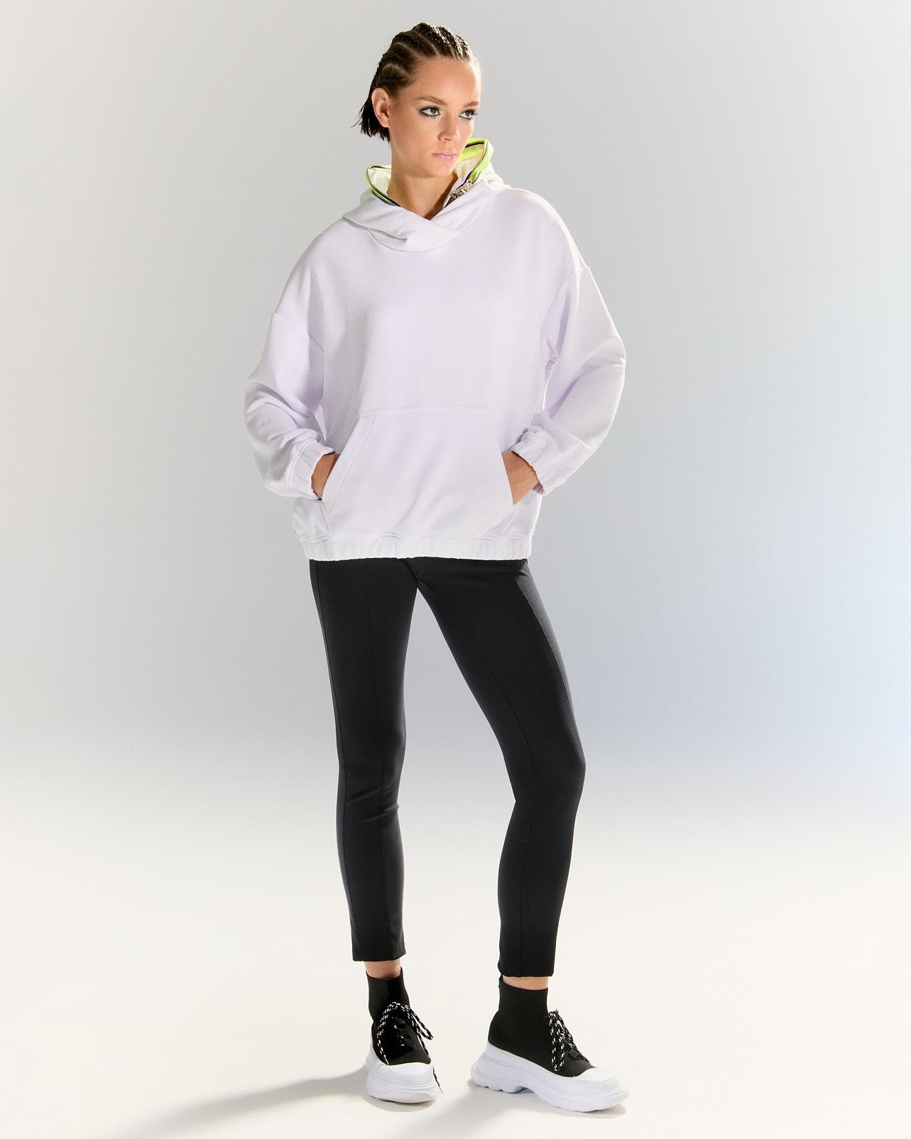 WONDER BEYAZ TASARIM SWEAT