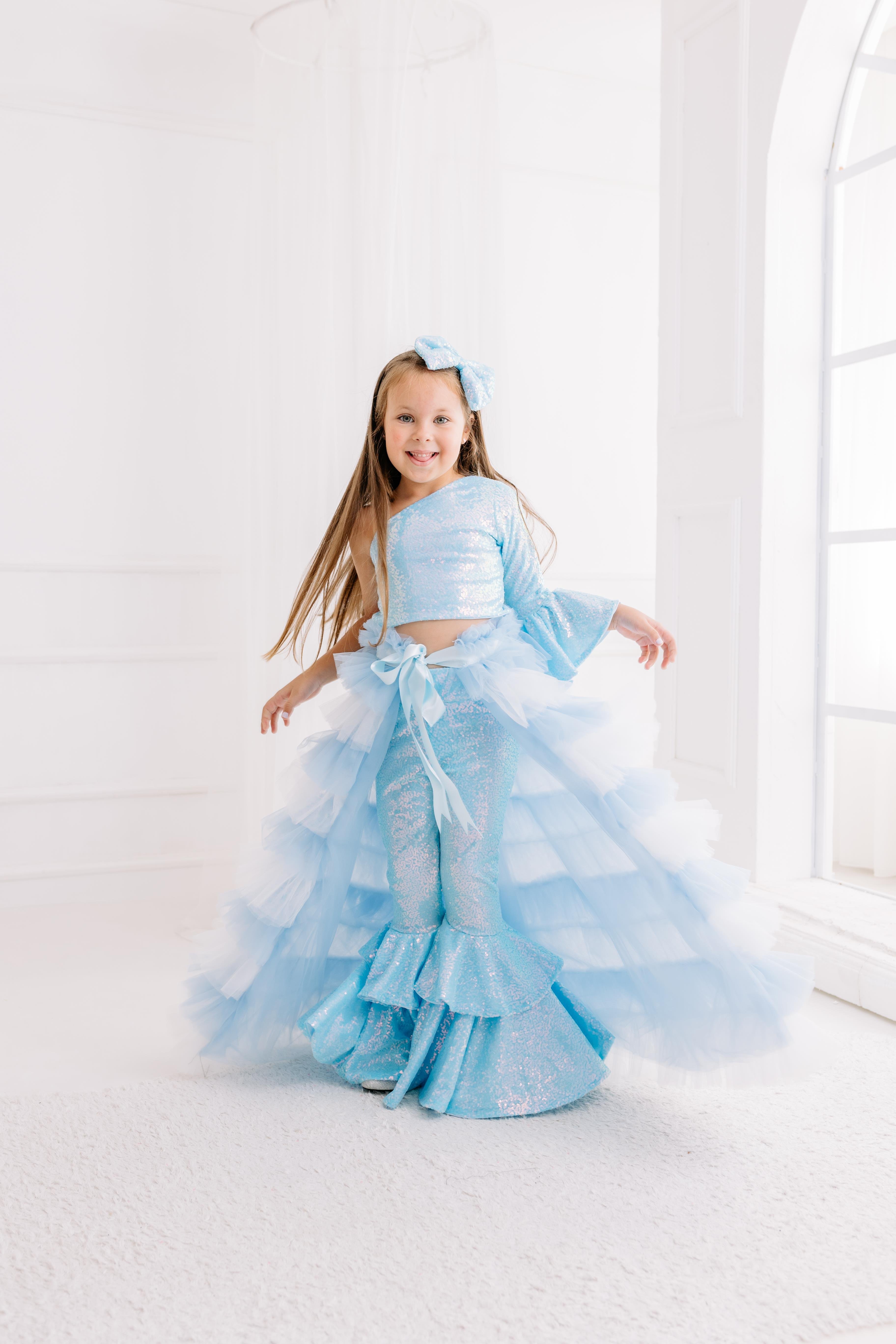 BLUE ONE SHOULDER CROP AND FRILL TROUSERS OUTFIT (TAM SET)