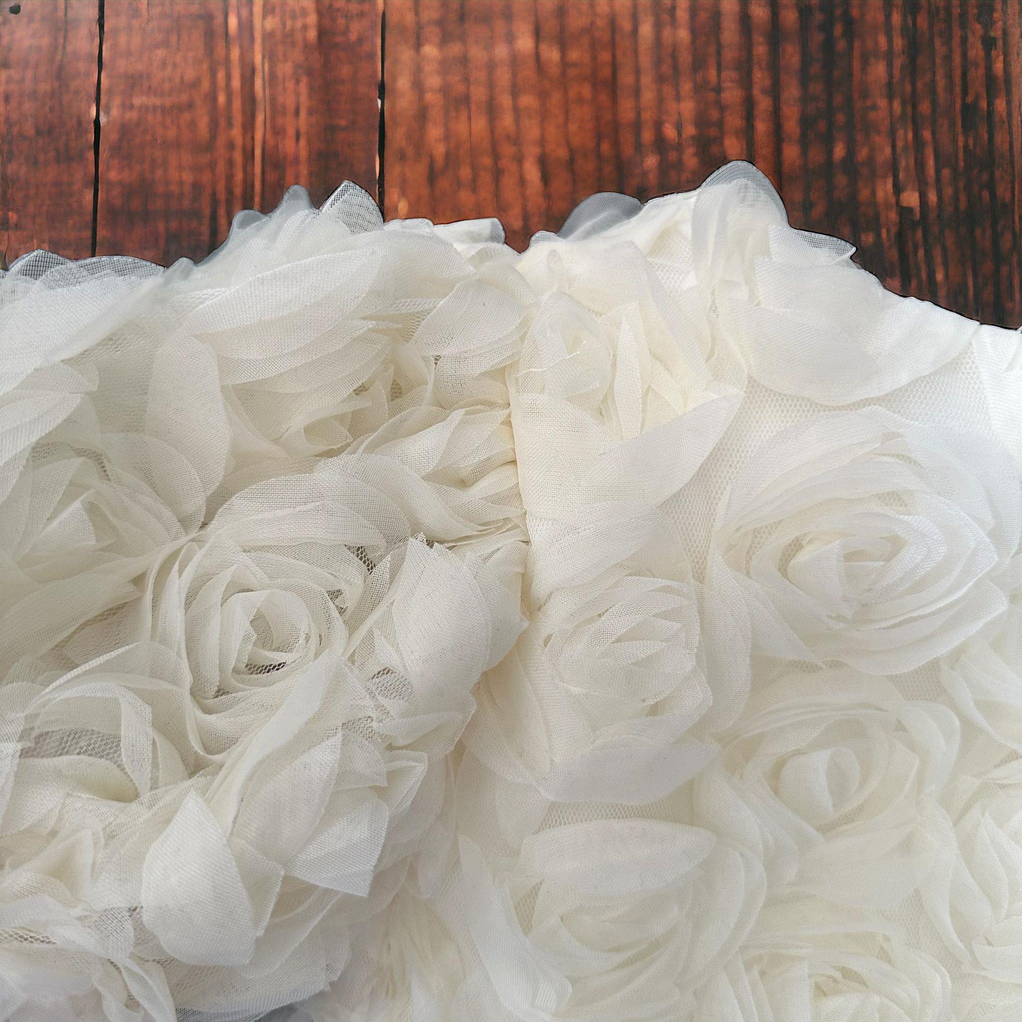 CREAM ROSE CROP TOP& TULLE SKIRT
