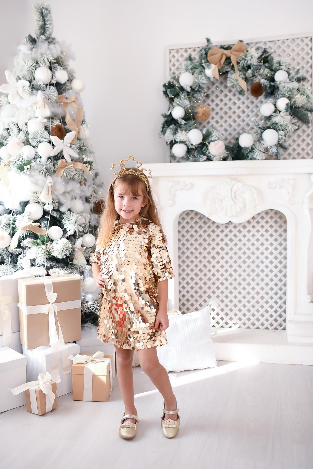 GOLD SQUAMA WITH BOW DRESS