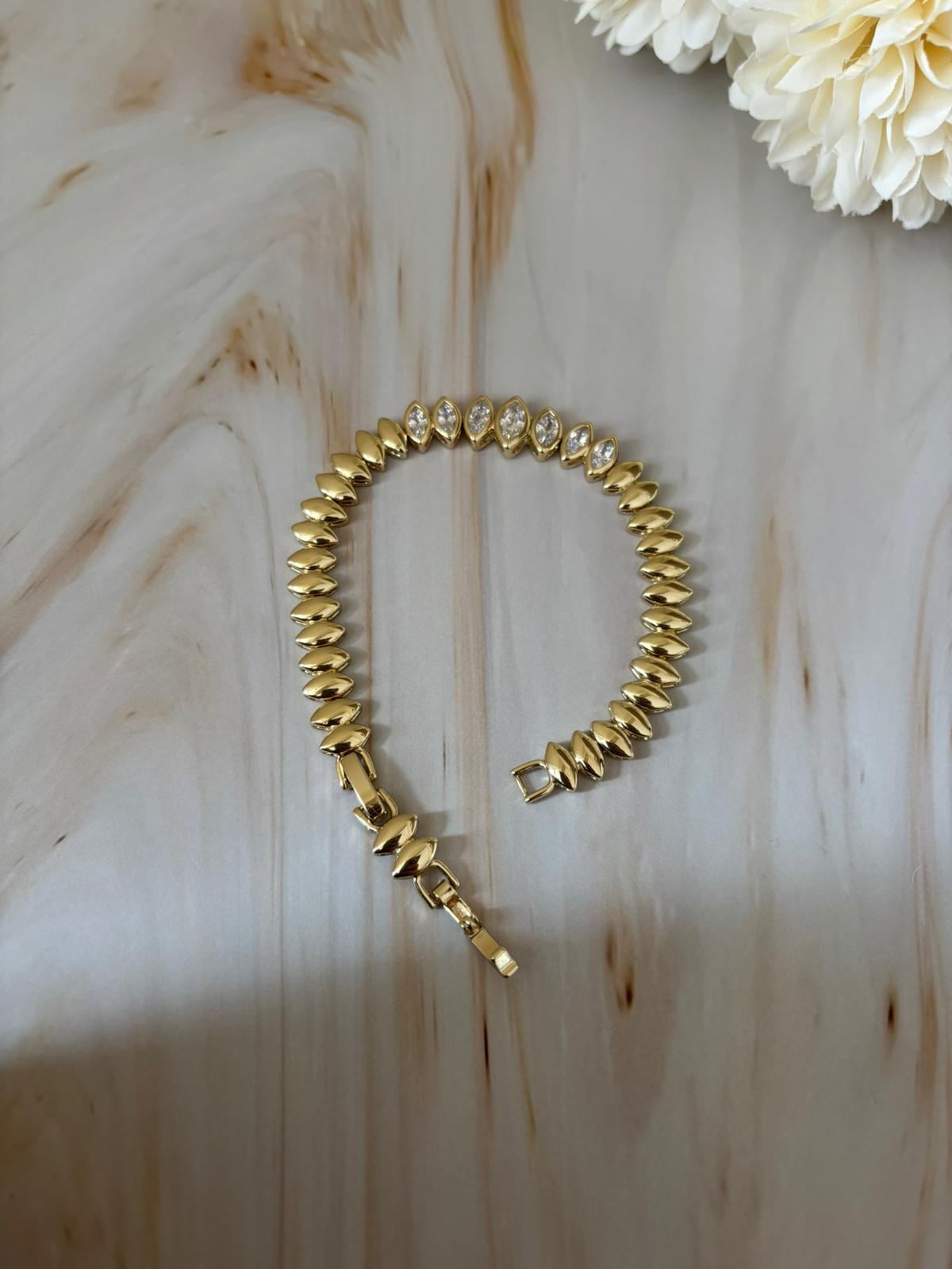 PREMIUM LARES BİLEKLİK