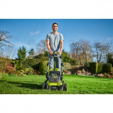 Ryobi RY18LMX40B -240 One Akülü Çim Biçme 40 Cm 5133005481Çim Biçmeler