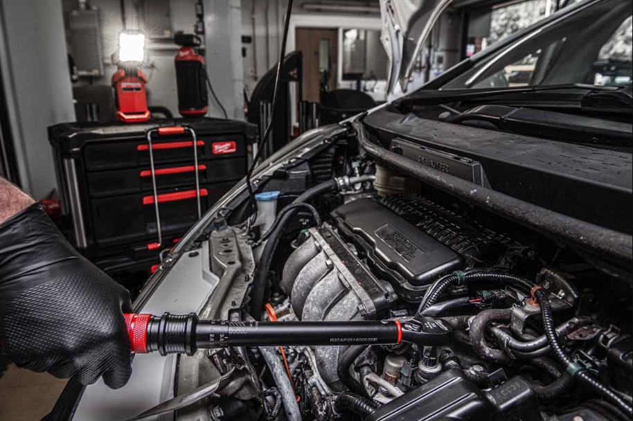 Milwaukee 3/8 İnç Cırcırlı Tork Anahtarı 20-100 nm 4932500824Cırcırlı Kombine Anahtarlar