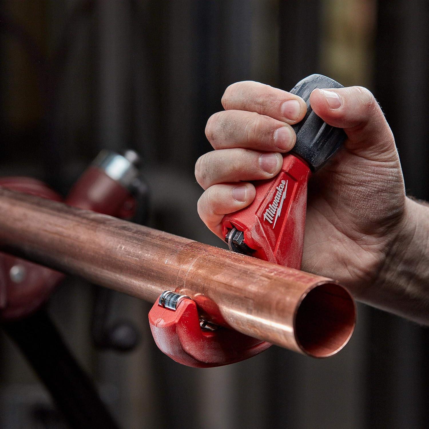 Milwaukee Bakır Boru Kesme 28 MM 48229259Boru Makasları