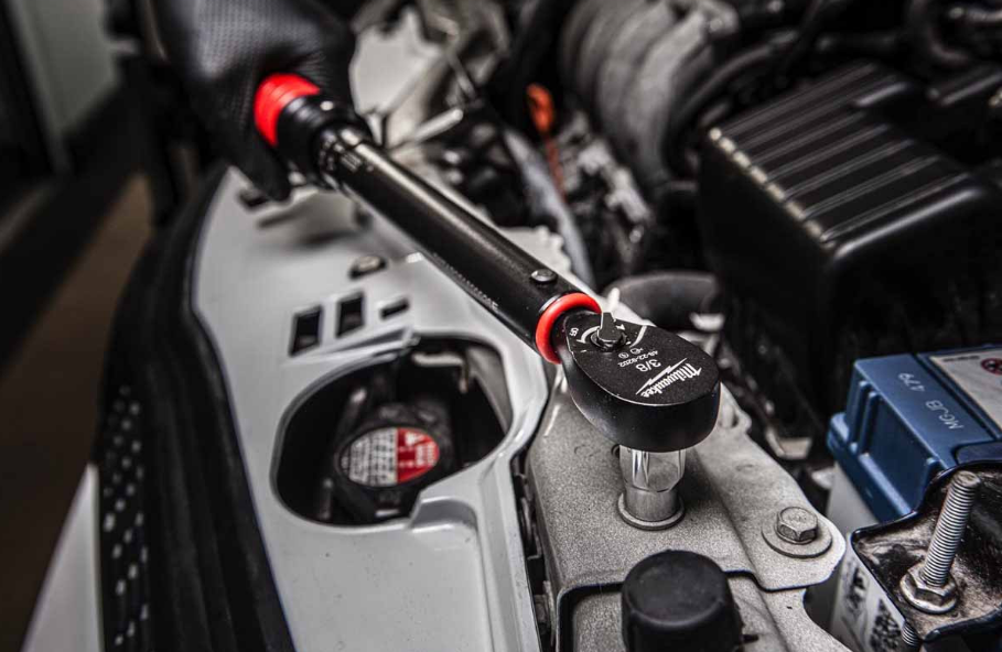 Milwaukee 3/8 İnç Cırcırlı Tork Anahtarı 10-50 nm 4932500850Cırcırlı Kombine Anahtarlar