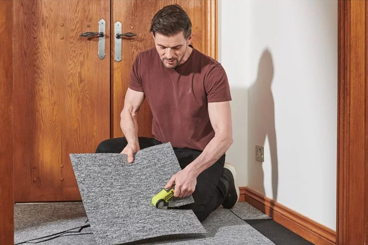 Ryobi RCT4-120G 4V 2,0 Ah Akülü Kesici 5133005639	Sac Kesmeler ve Aksesuarlar