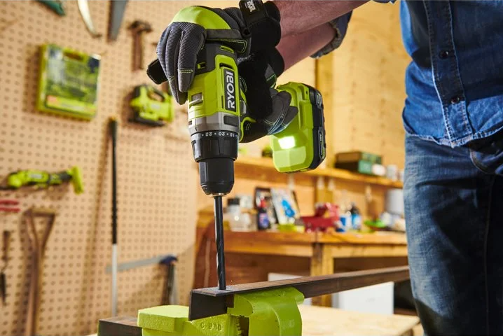 Ryobi RPD18-2C20ST 18V Şarjlı Darbeli Matkap+Fener Set 5133005888Akülü Darbeli Matkaplar