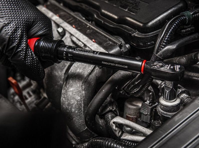Milwaukee 1/4 İnç Cırcırlı Tork Anahtarı 5-25 nm 4932500823Cırcırlı Kombine Anahtarlar