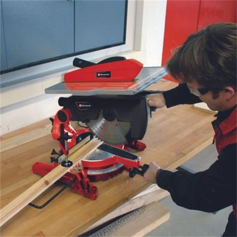 Einhell TC-MS 3017 T Tablalı Gönye Testere 4300347Gönye Kesme