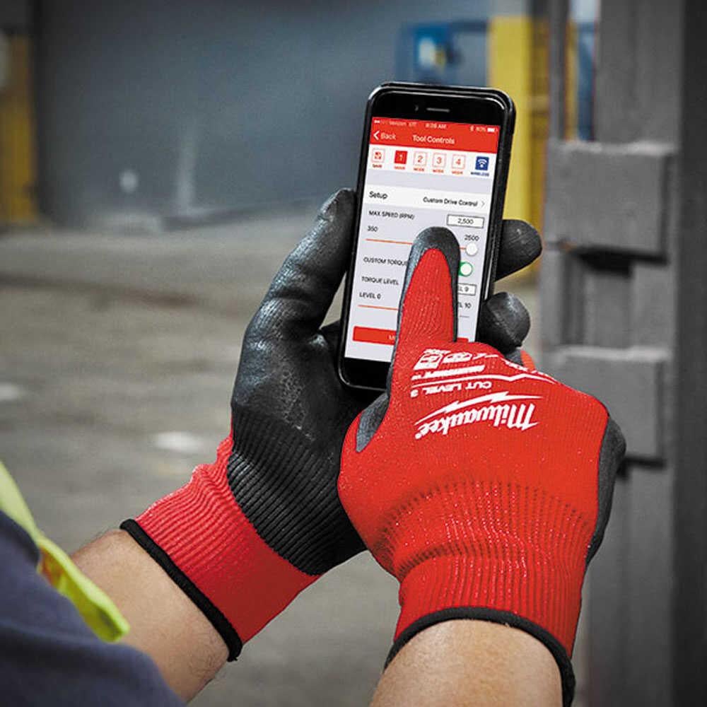 Milwaukee 3. Derece Kesik Korumalı Nitril Eldiven No:8 4932471420Eldivenler
