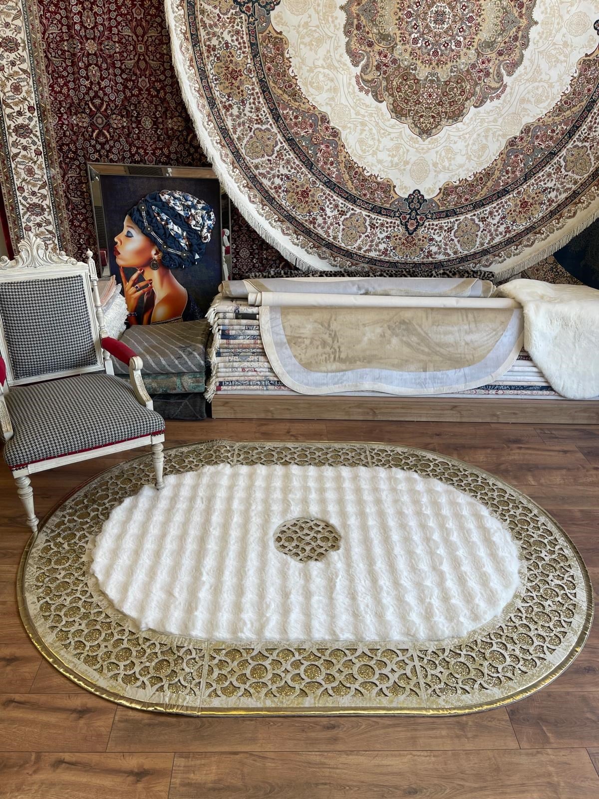 DELÜX BABIL BEYAZ-GOLD PTK OVAL CAM