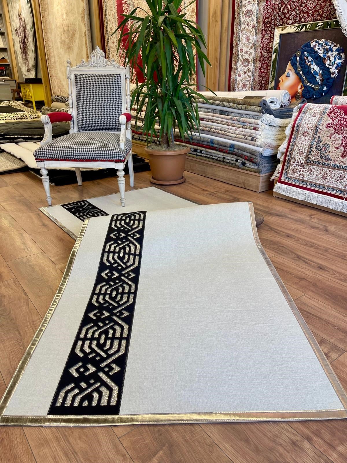 GLORYA SARAY-DÜZ  BEYAZ-SİYAH-GÜMÜŞ CAM