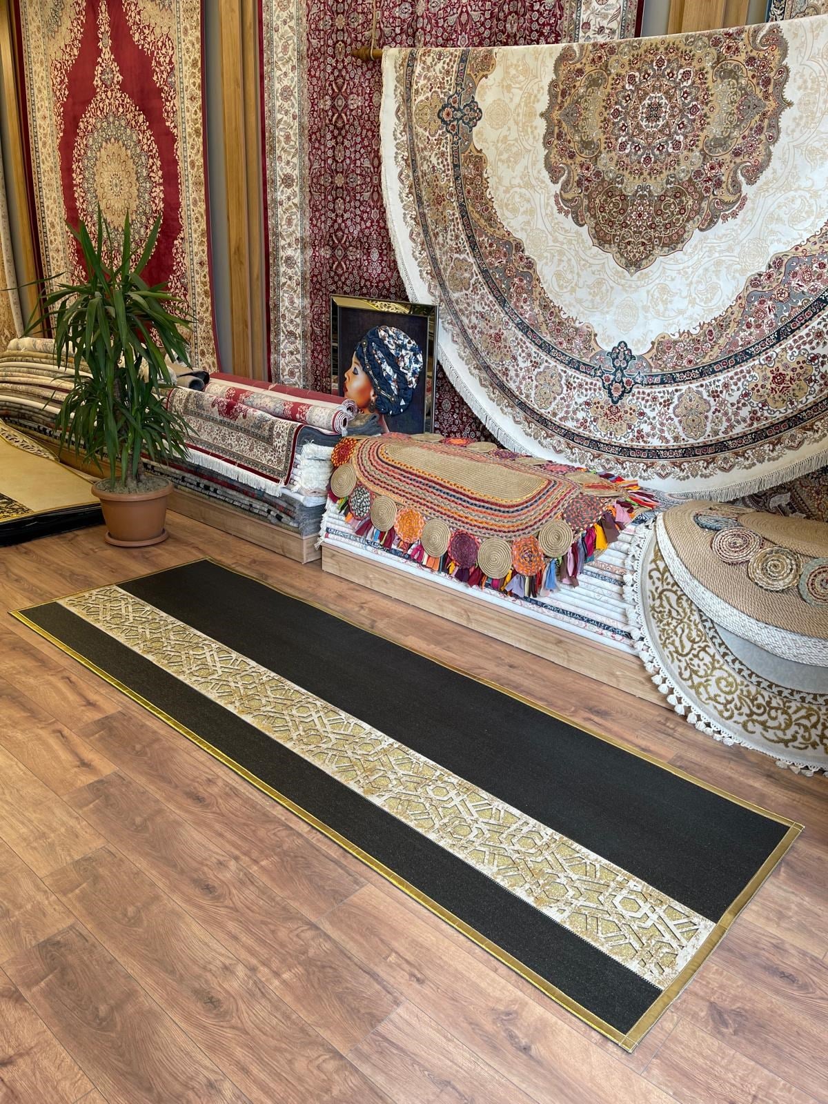 GLORYA STAR SİYAH-GOLD CAM 