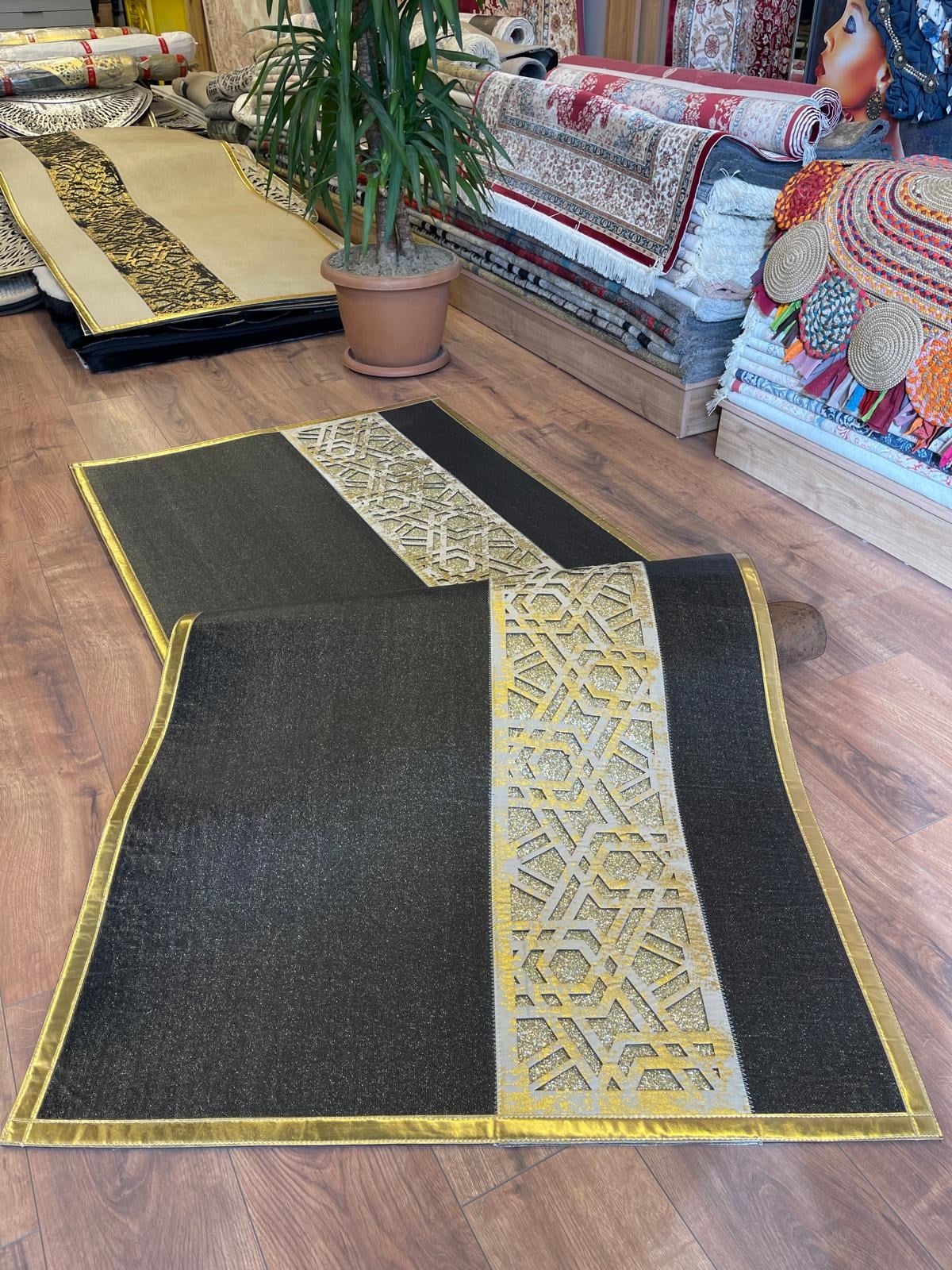 GLORYA STAR SİYAH-GOLD CAM 