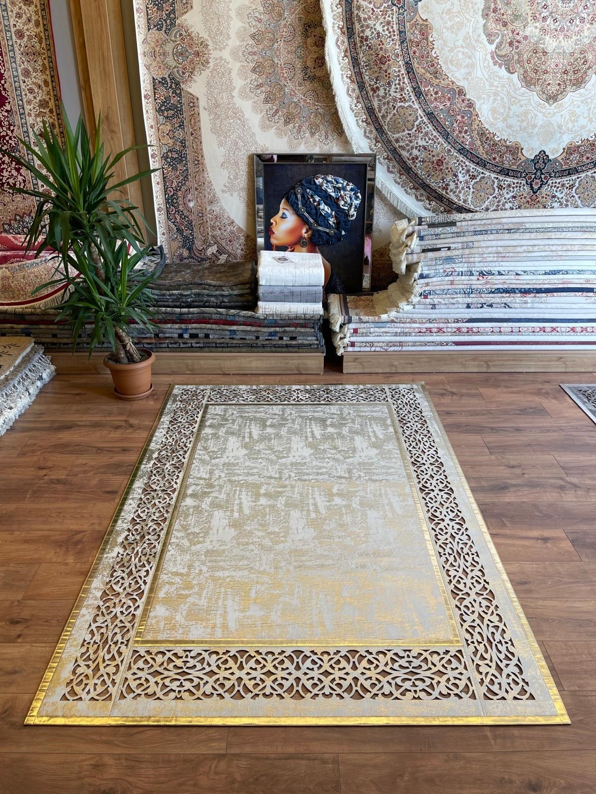 KLASIK R2035  GOLD 