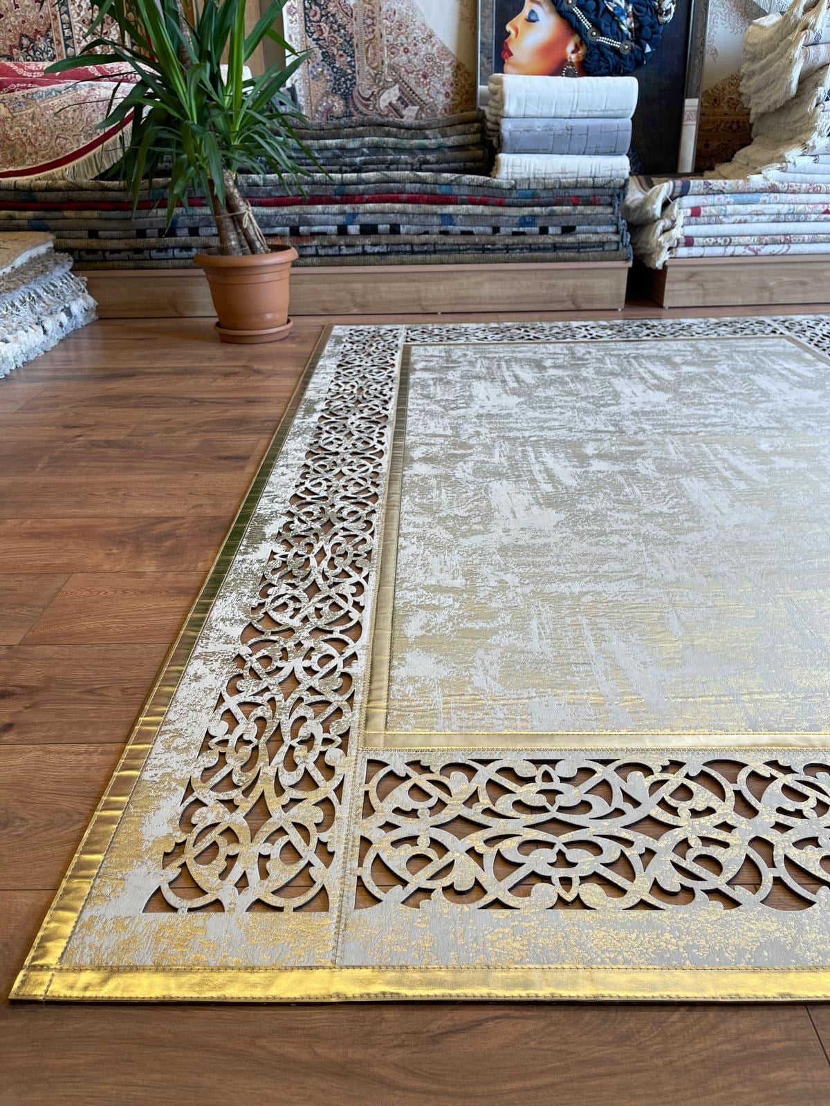 KLASIK R2035  GOLD 