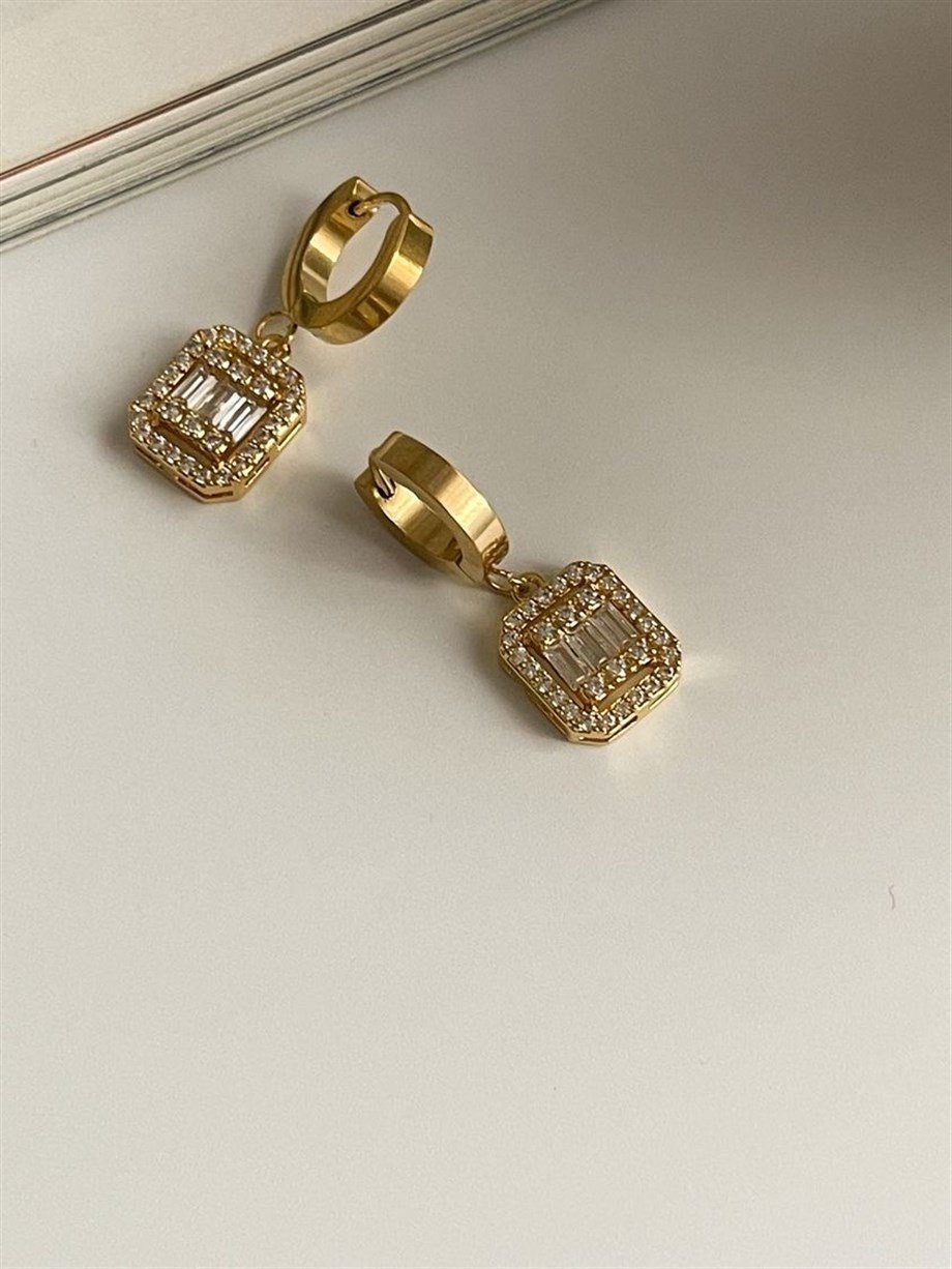 Çelik Baget Taşlı Kare Küpe (3 Cm)