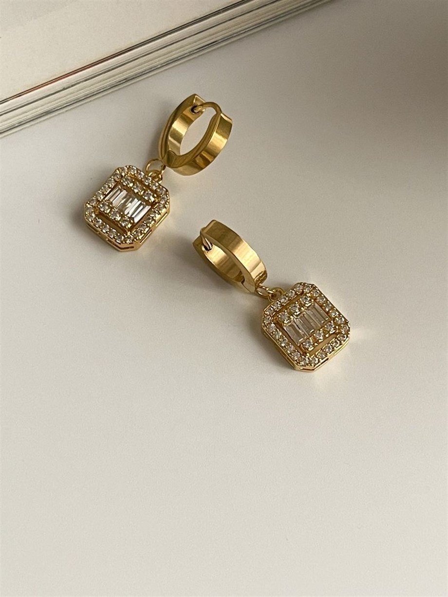 Çelik Baget Taşlı Kare Küpe (3 Cm)