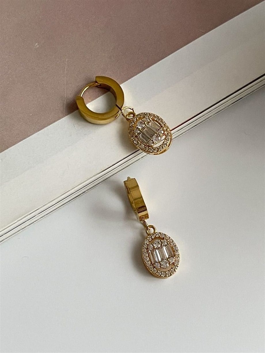 Çelik Baget Taşlı Oval Küpe (2.80 Cm)