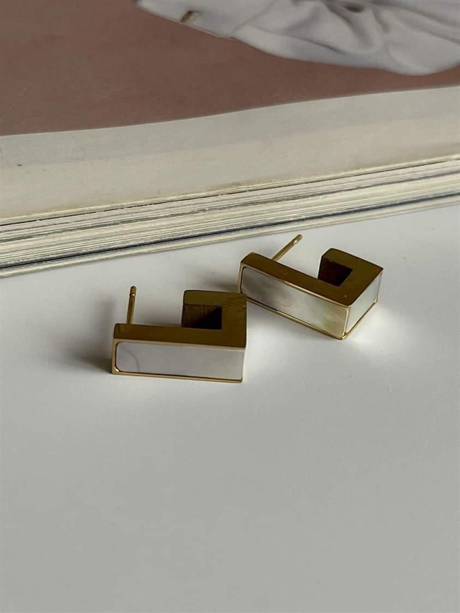 Çelik Beyaz Sedefli Küpe (1.10 Cm)