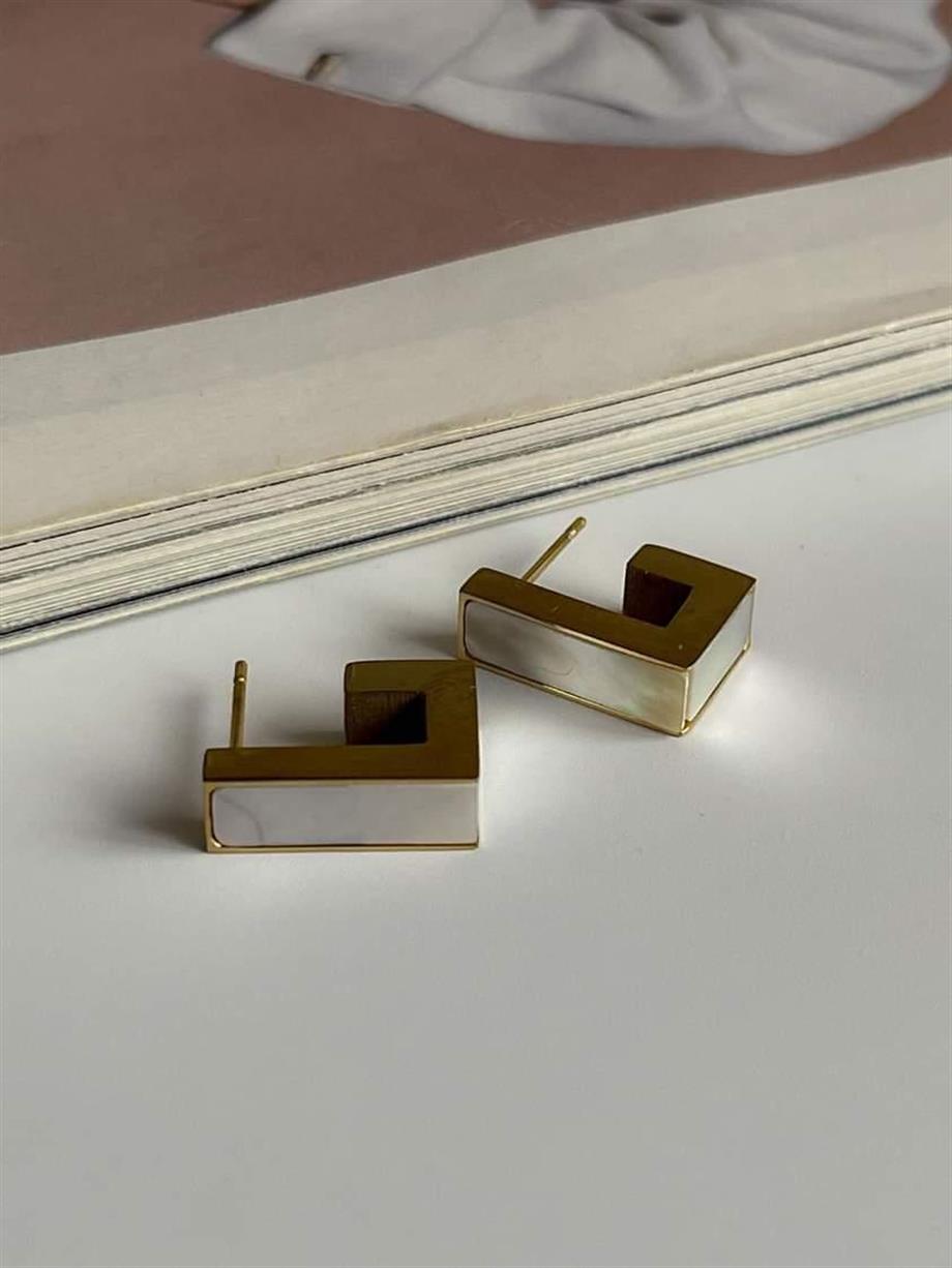 Çelik Beyaz Sedefli Küpe (1.10 Cm)