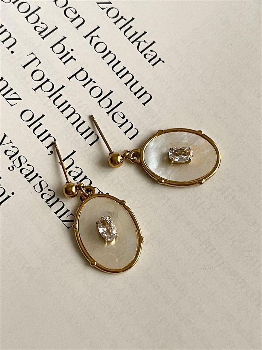 Çelik Beyaz Sedefli Taşlı Oval Küpe (2.10 Cm) 