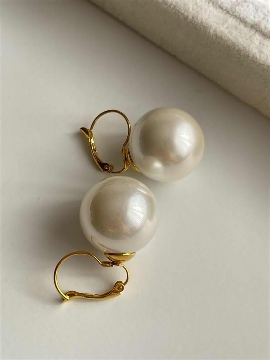 Çelik Büyük İncili Küpe (3 Cm)