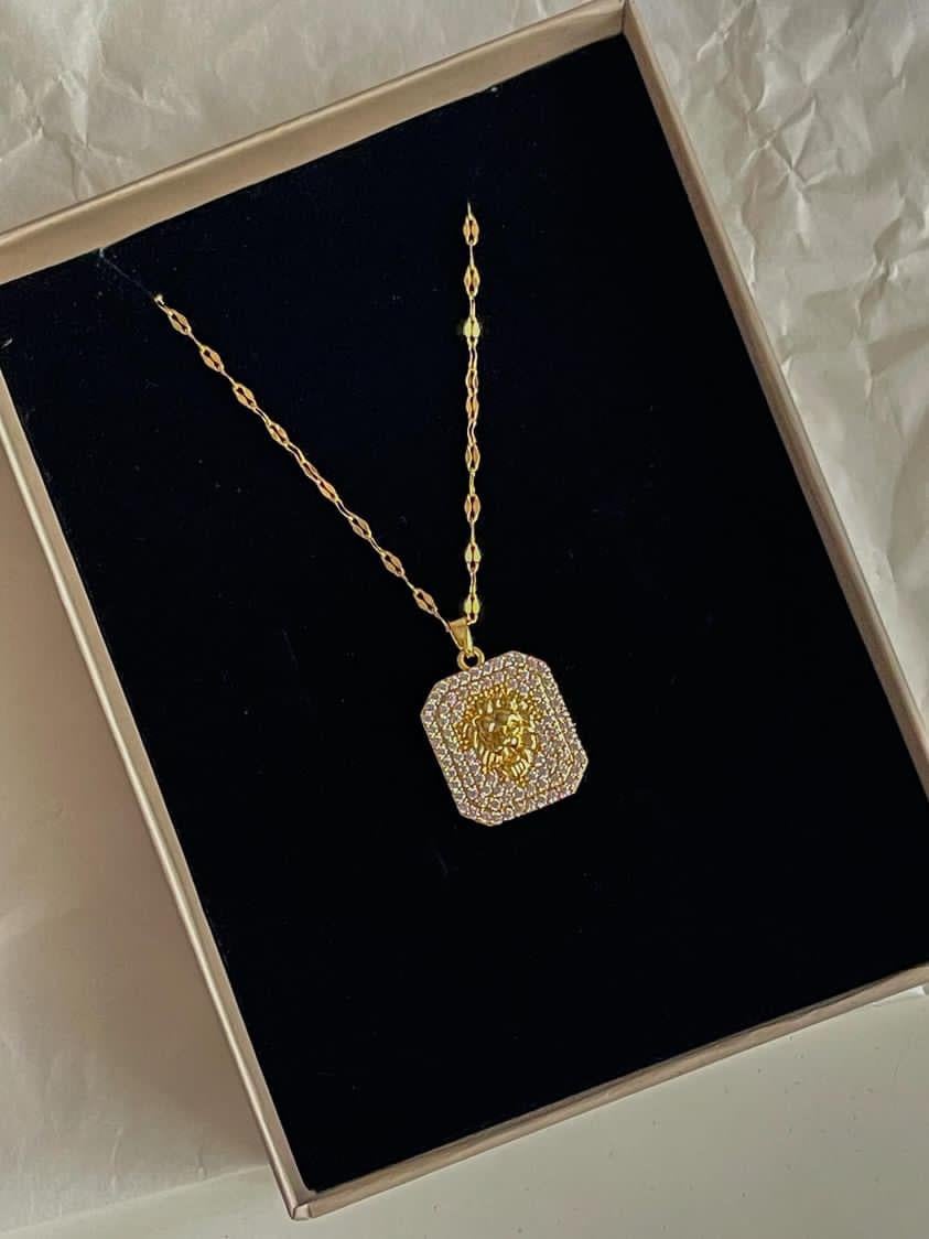Çelik Gold Aslan Kolye (46 Cm)