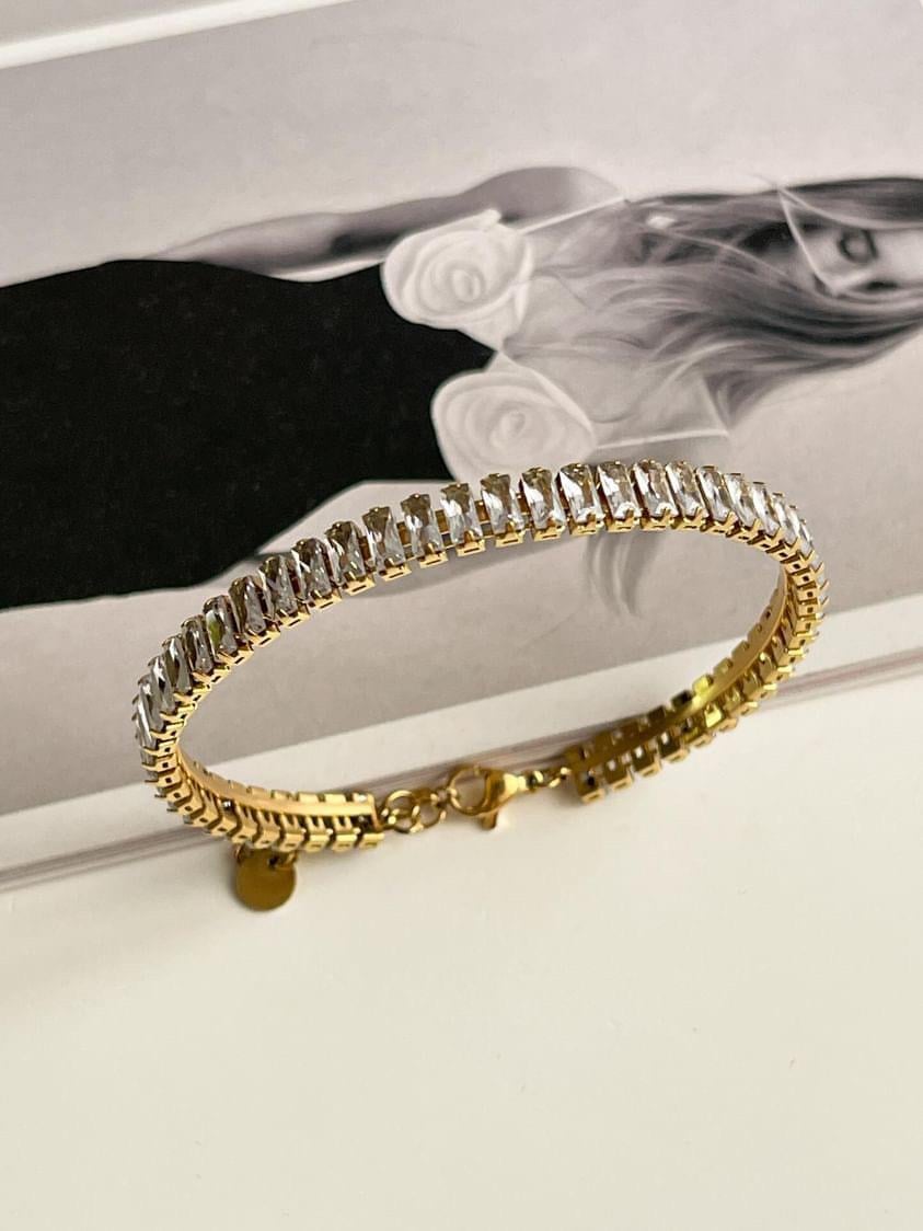 Çelik Gold Baget Taşlı Kelepçe Bileklik 