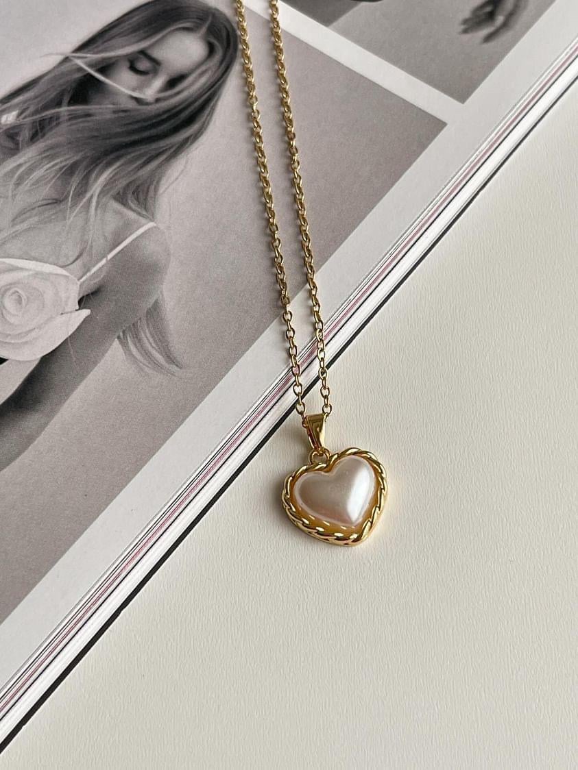 Çelik Gold Beyaz Sedefli Kalpli Kolye (45 Cm)