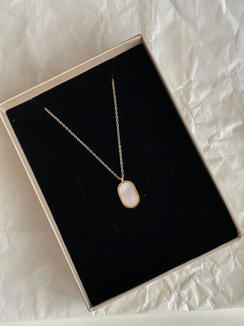 Çelik Gold Beyaz Sedefli Oval Kolye (46 Cm)