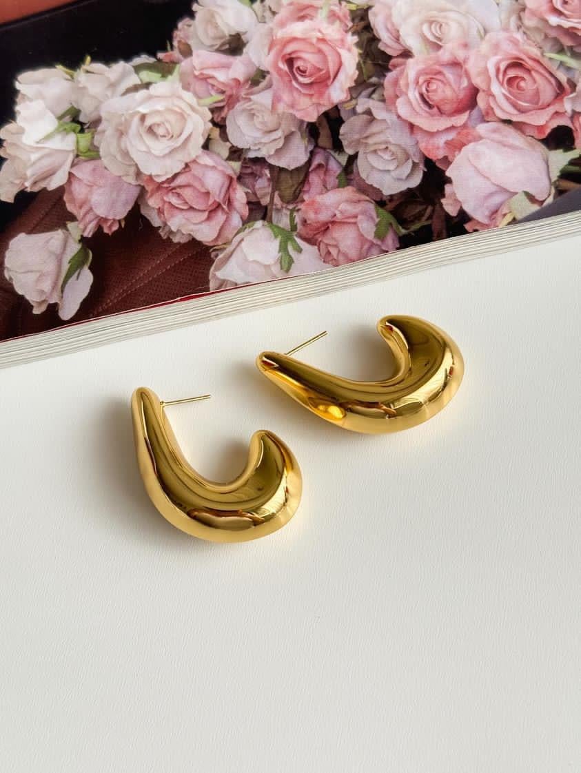 Çelik Gold Bombeli Hafif Midye Küpe (4 Cm)