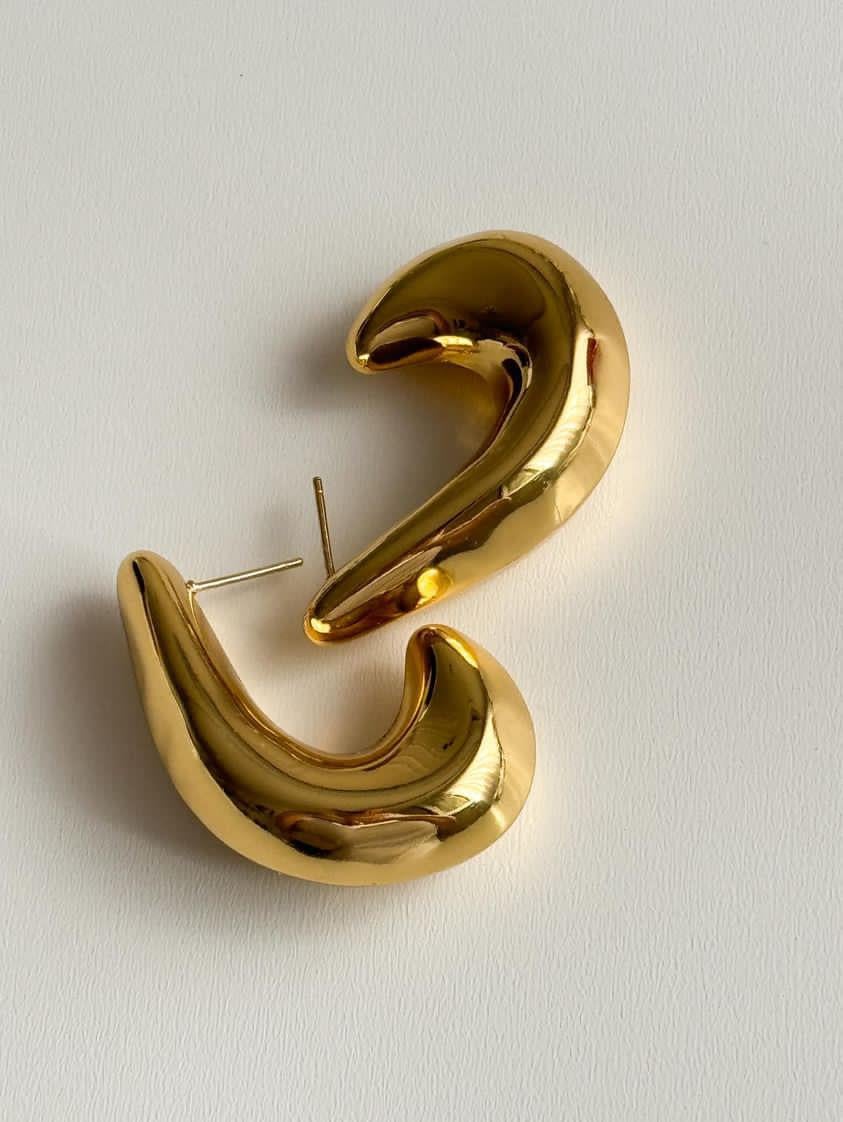 Çelik Gold Bombeli Hafif Midye Küpe (4 Cm)