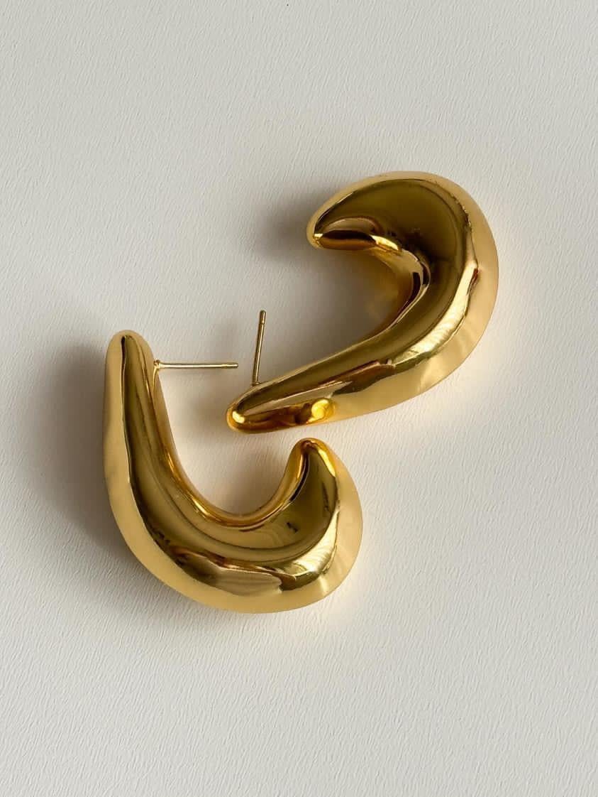 Çelik Gold Bombeli Hafif Midye Küpe (4 Cm)