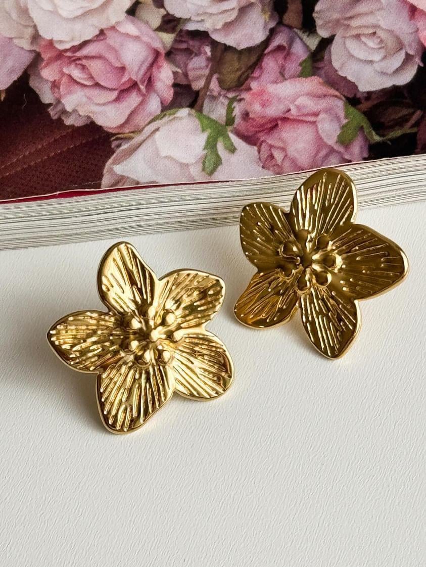 Çelik Gold Çiçek Küpe (2.5 Cm)