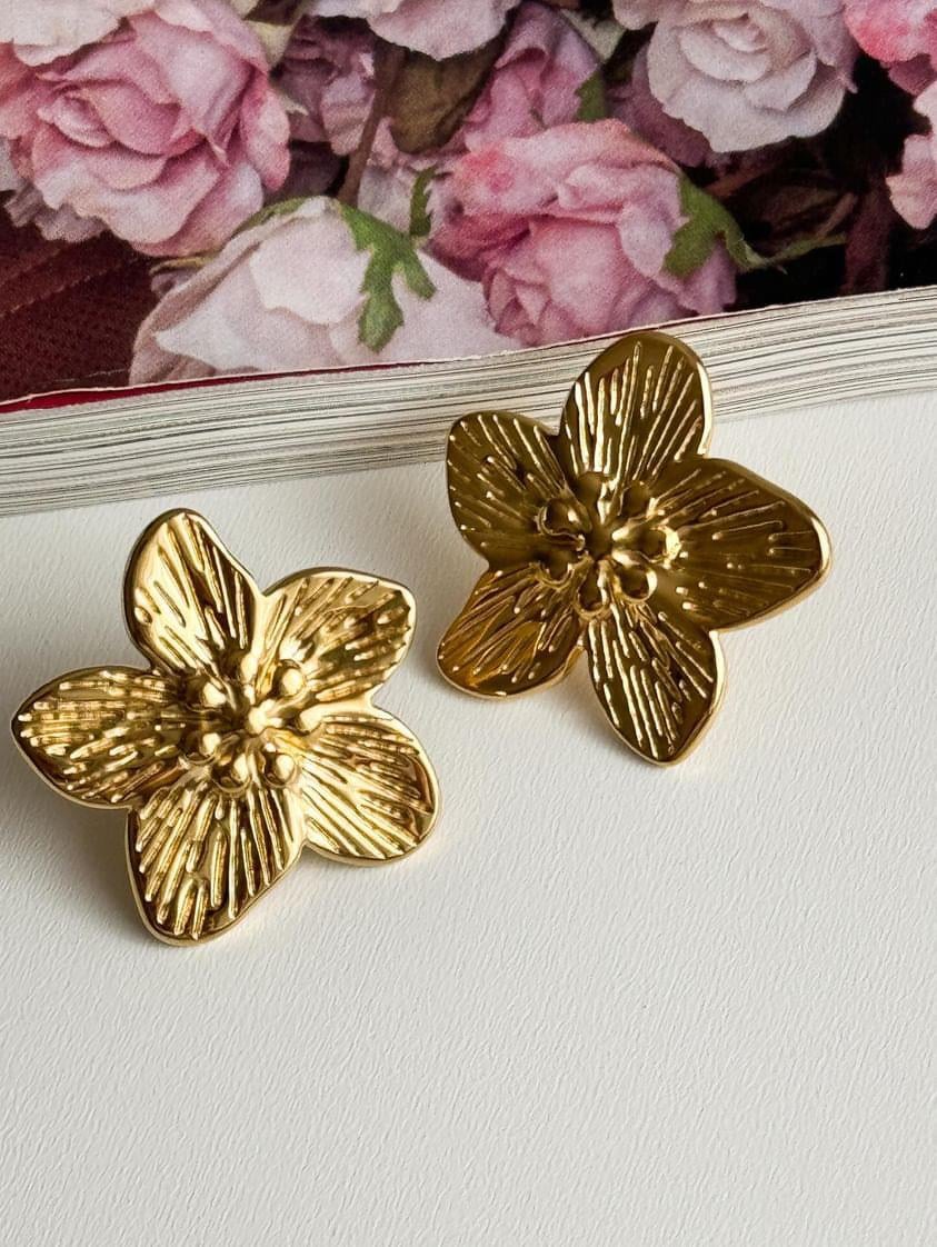 Çelik Gold Çiçek Küpe (2.5 Cm)