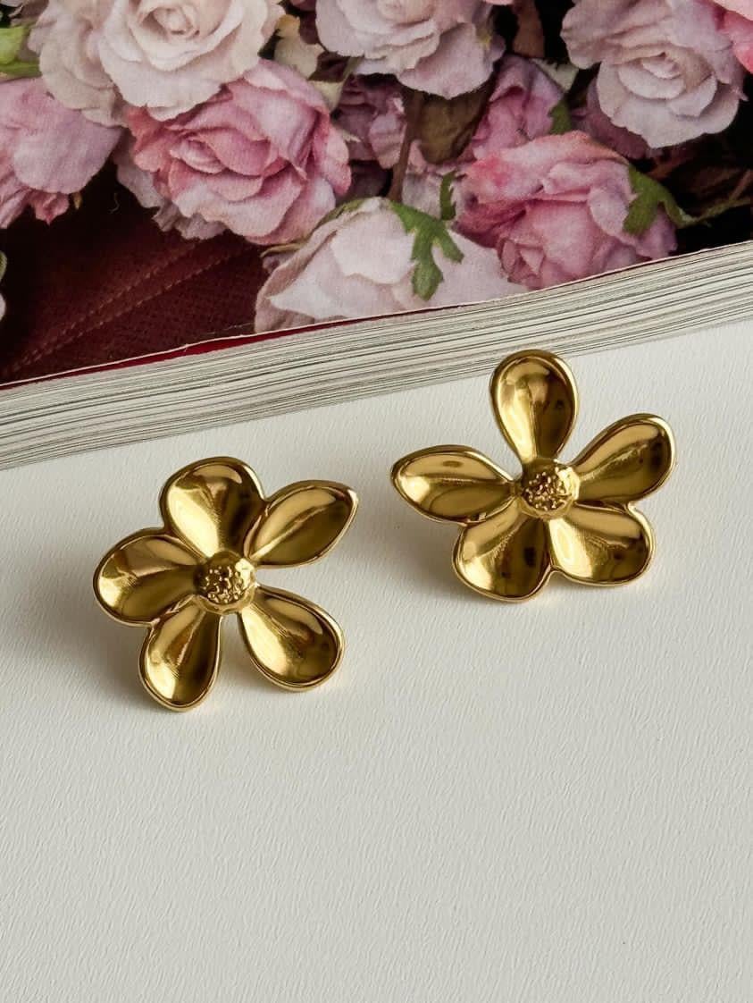 Çelik Gold Çiçek Küpe (2 Cm)